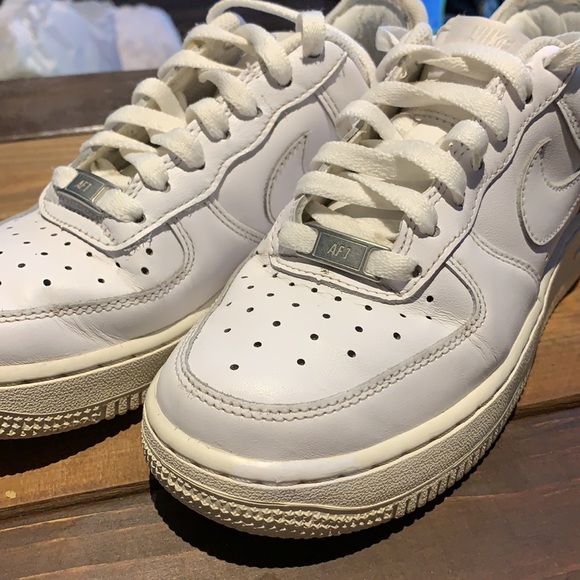 Nike Air Force 1 White - Women's US size 5.5 - Picture 8 of 8